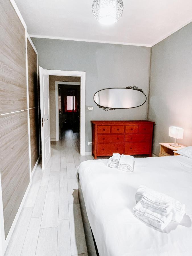 Myhouse Inn Suite Paradiso - Affitti Brevi Italia Колленьо Экстерьер фото
