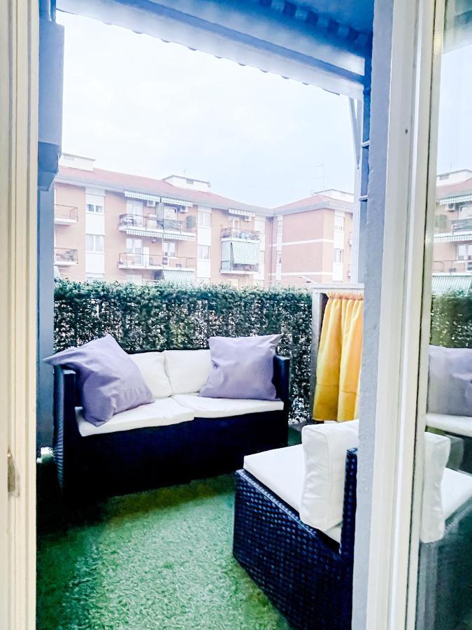 Myhouse Inn Suite Paradiso - Affitti Brevi Italia Колленьо Экстерьер фото